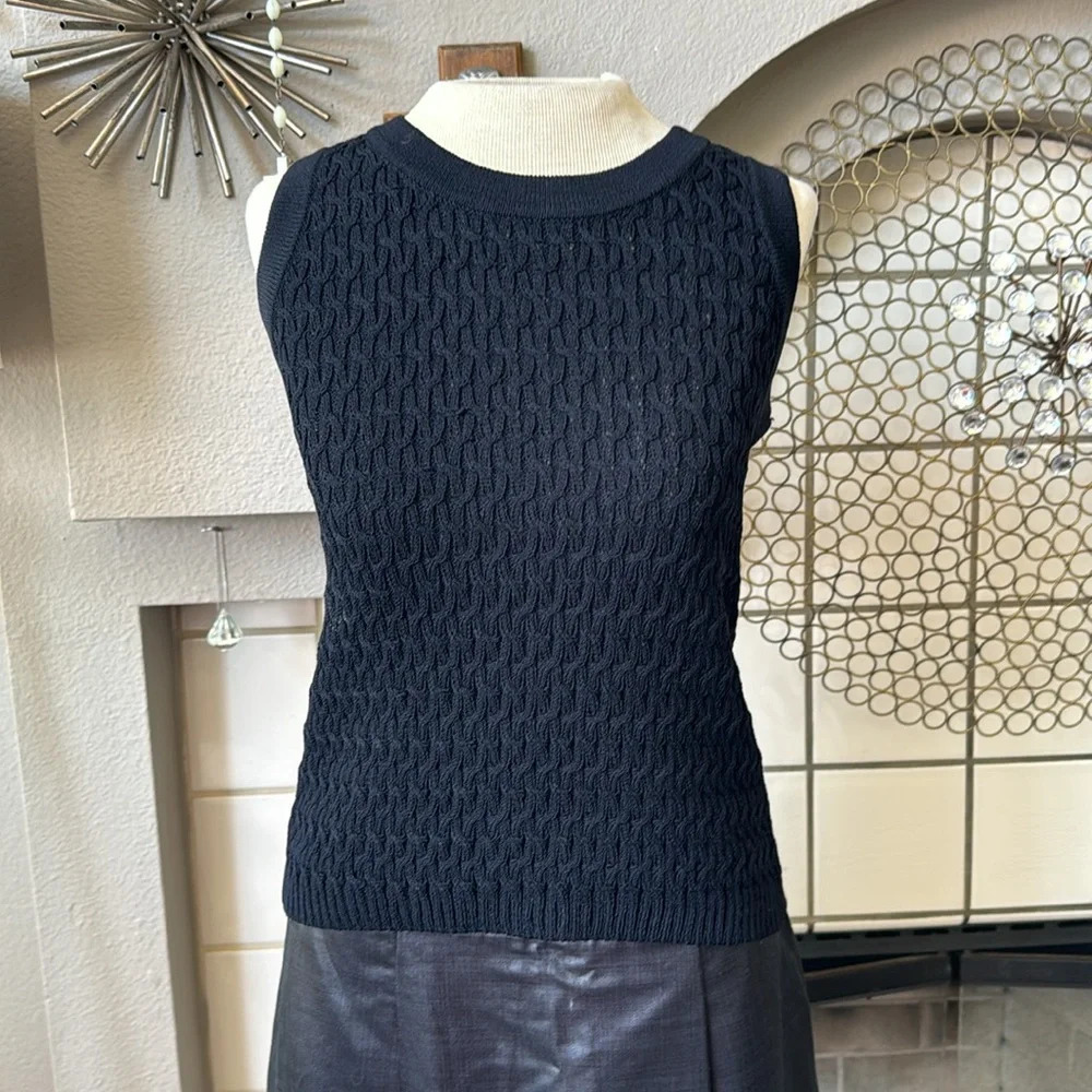 St. John sport knit tank top sweater size xs black